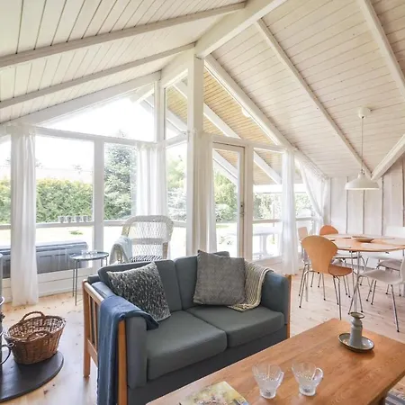 Two-bedroom In Vaggerlose Prázdninový dům Bøtø By