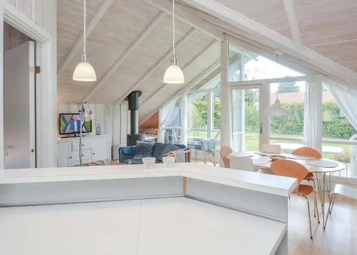 Дом отдыха Two-bedroom In Vaggerlose *